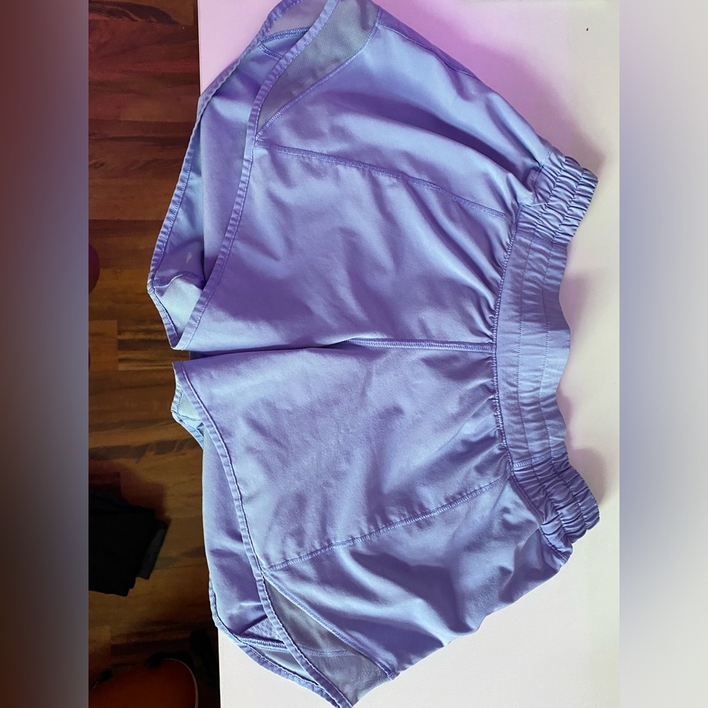 Lululemon hotty hot size 6 tall